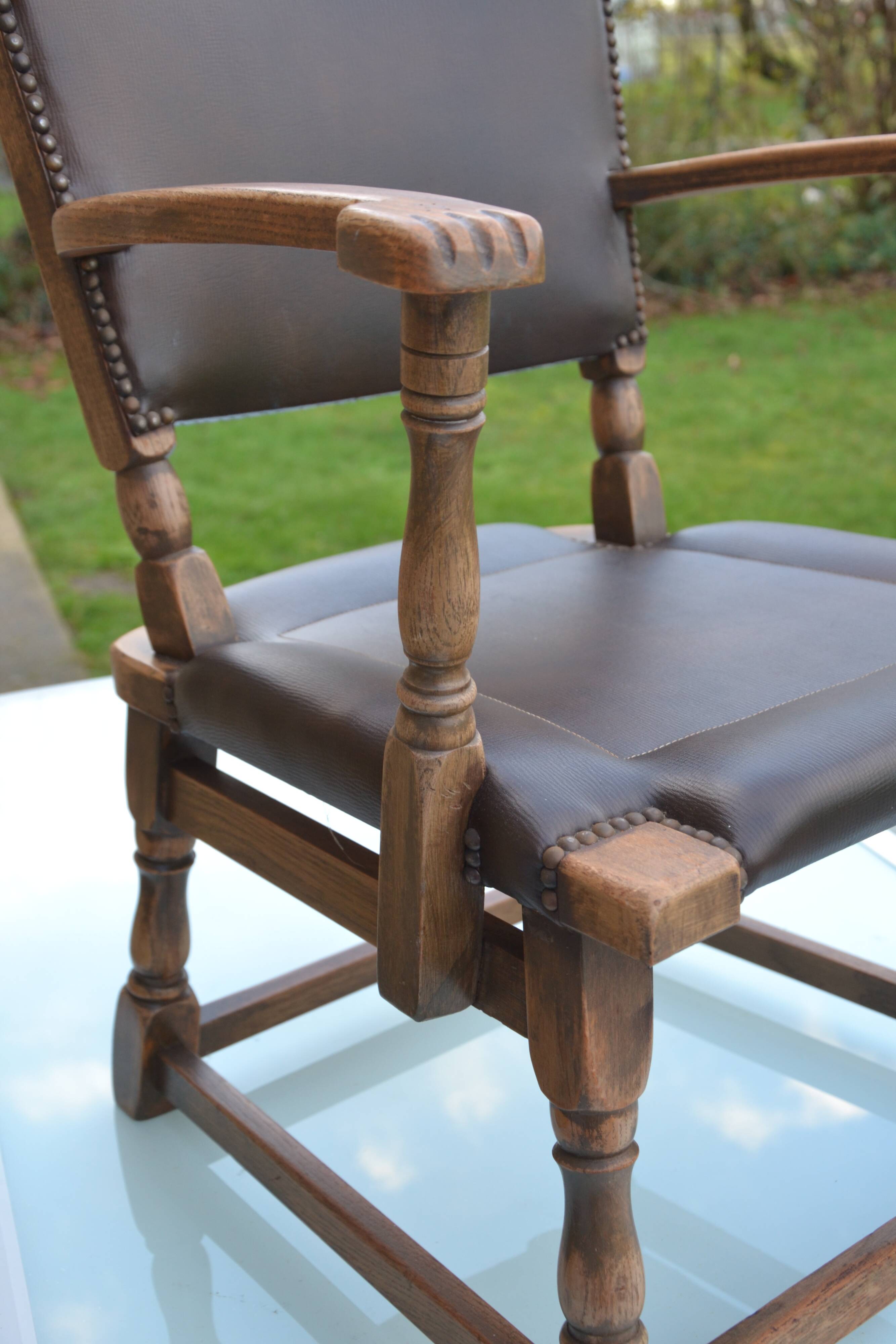 Armchair assigned to Théo Ruth for Artifort.
