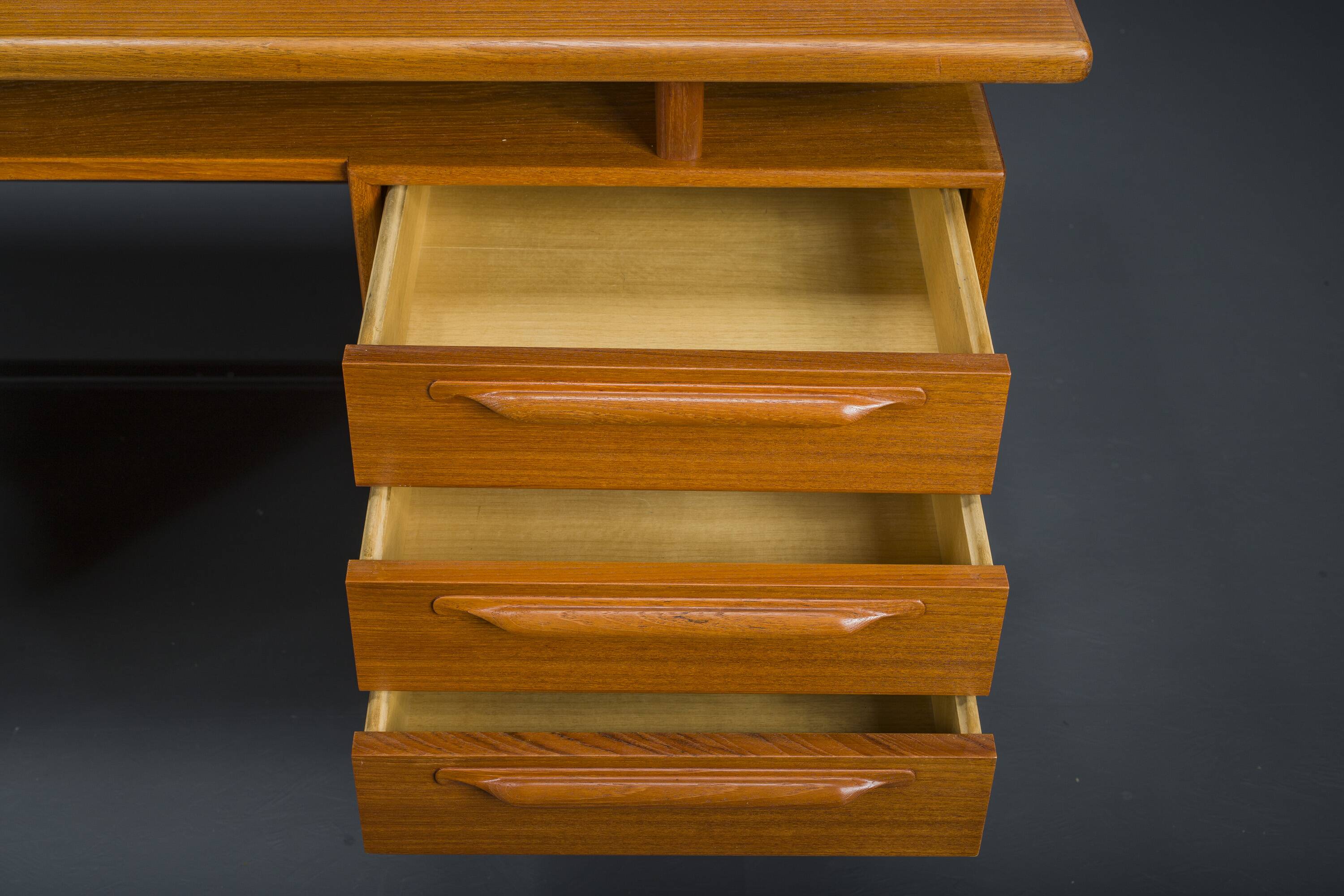 Bureau Modèle Rt200 en Teck par Heinrich Riestenpatt, 1960s