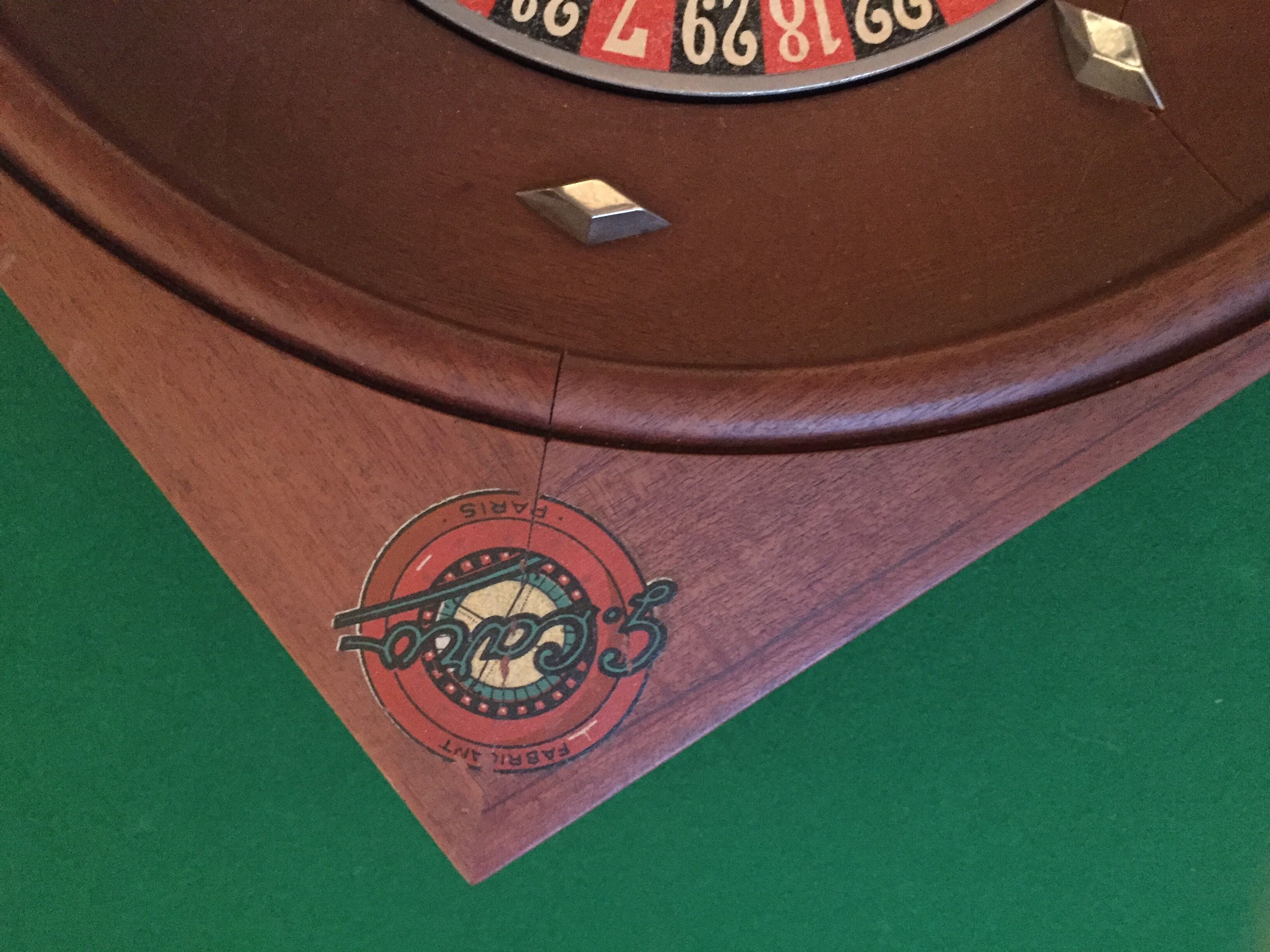 Table de jeux de roulette G.Caro