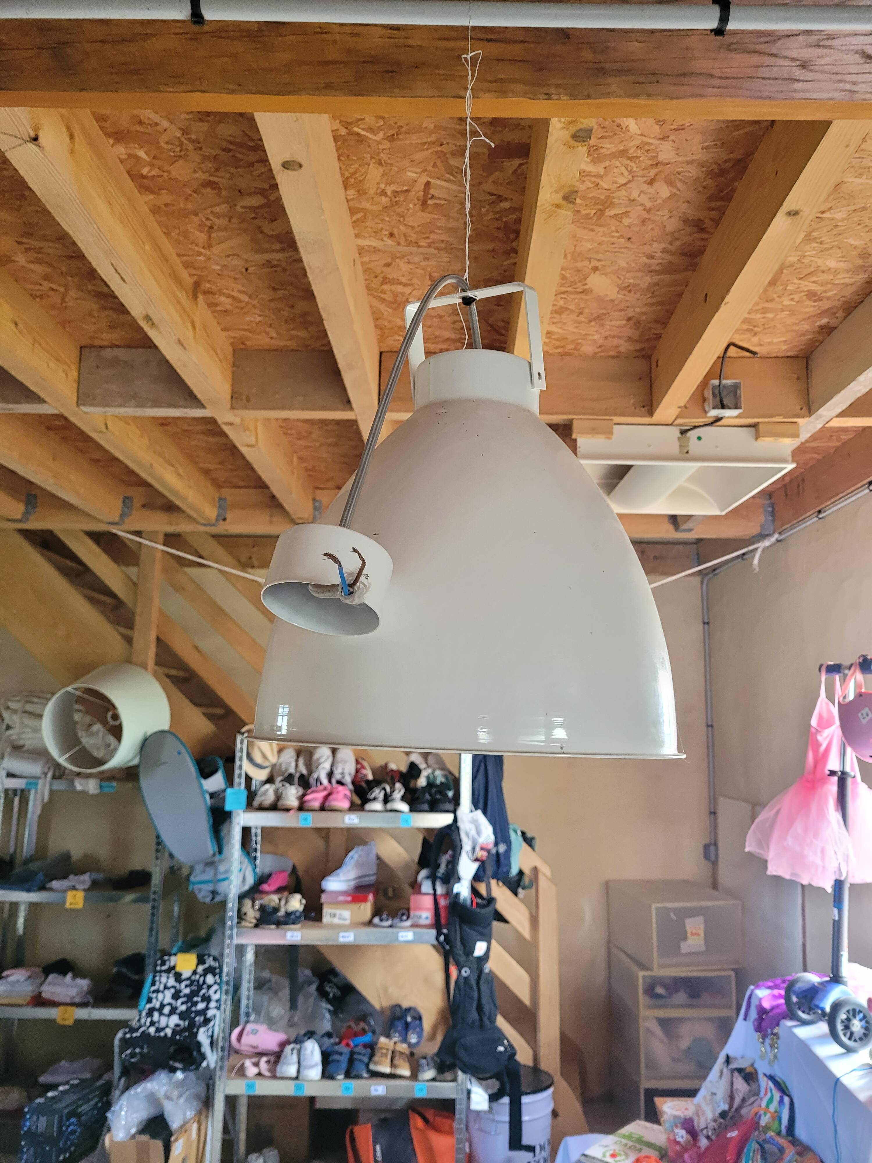 Suspension Jielde A360 en métal blanc