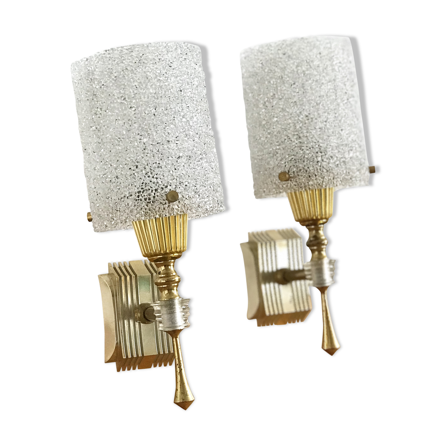 Pair of sconces in gold metal and plexi granita