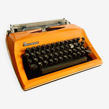 Machine à écrire orange années 70 Triumph - Contessa de Luxe