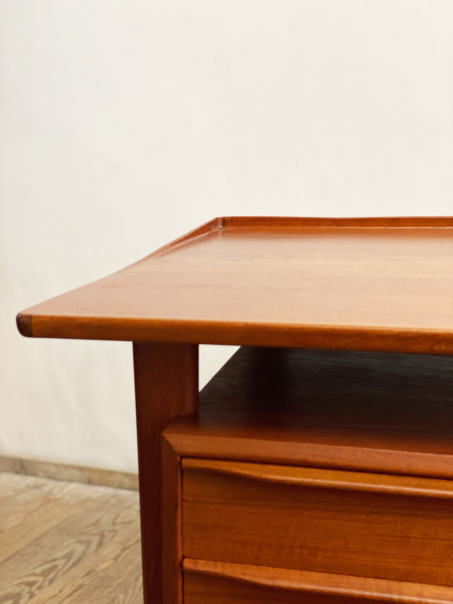 Mid-Century Danish Teak Desk by Peter Løvig Nielsen for Hedensted Møbelfabrik, Denmark, 1970s