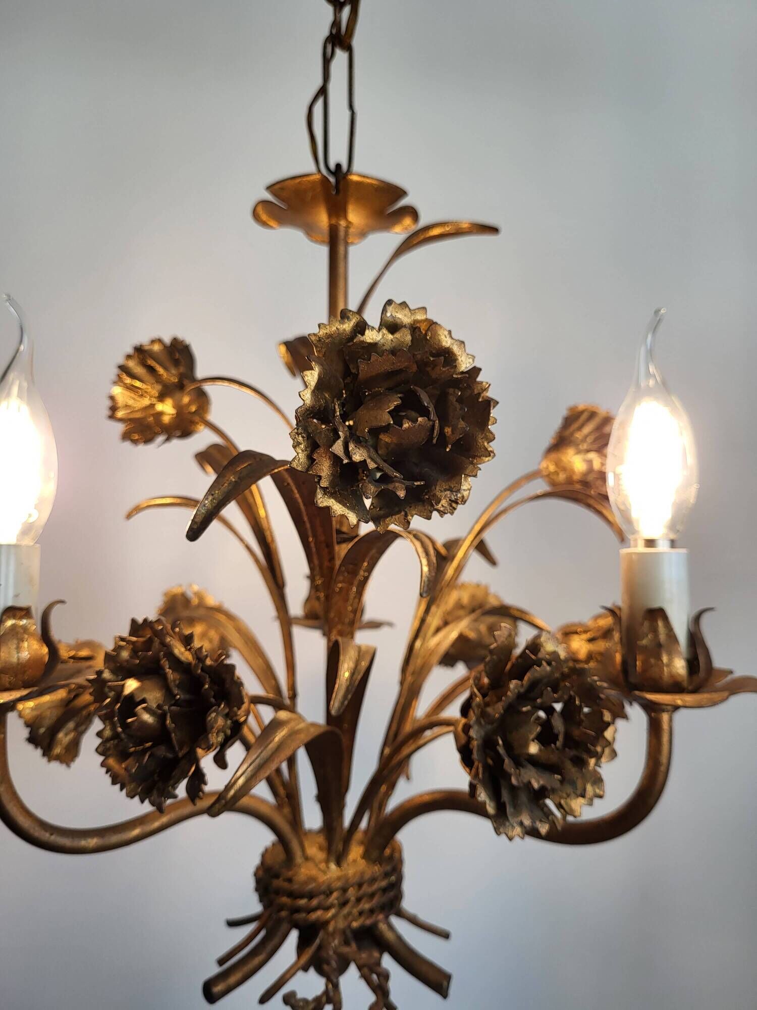 Hollywood Regency Roses kroonluchter, Verguld, Drie Armen, Italie