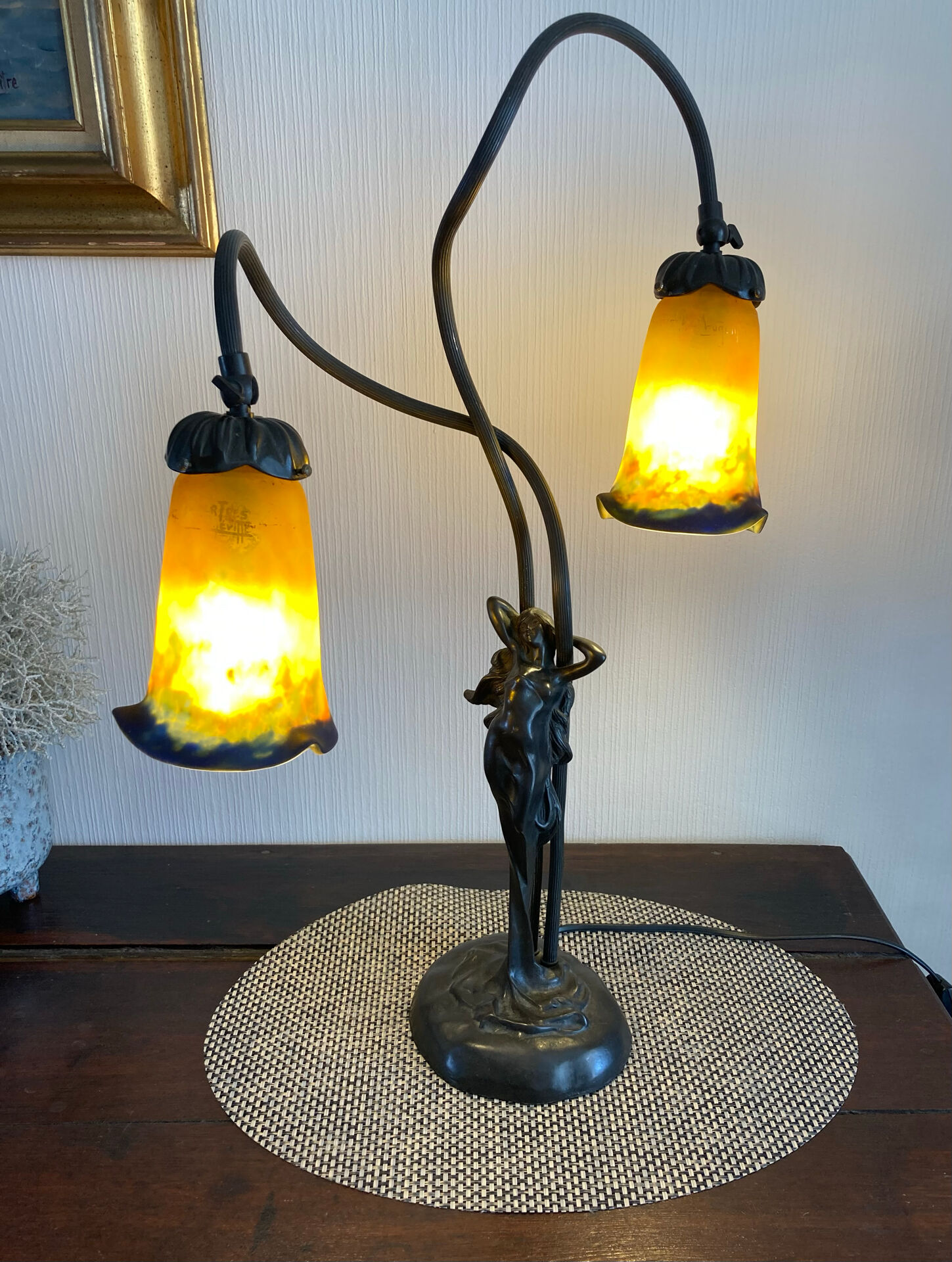 Lampe en bronze et verrerie Muller Frères Lunéville