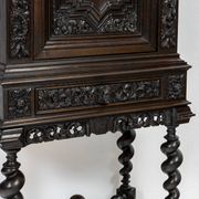 Cabinet néo-baroque de Danzig en chêne - vers 1870-1880