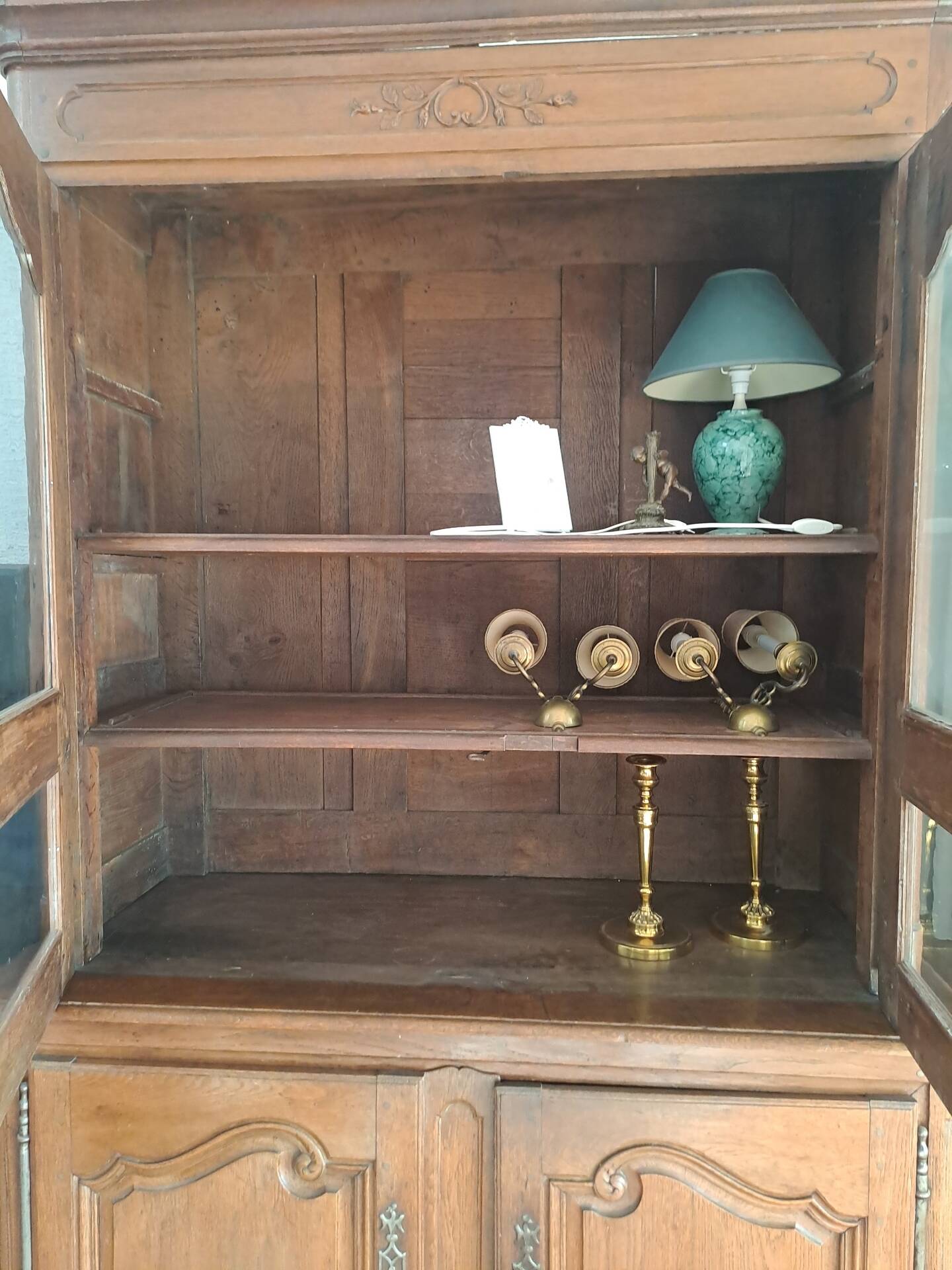 Double-bodied buffet from the Louis XIV period.