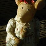 Madame mouse and her little one