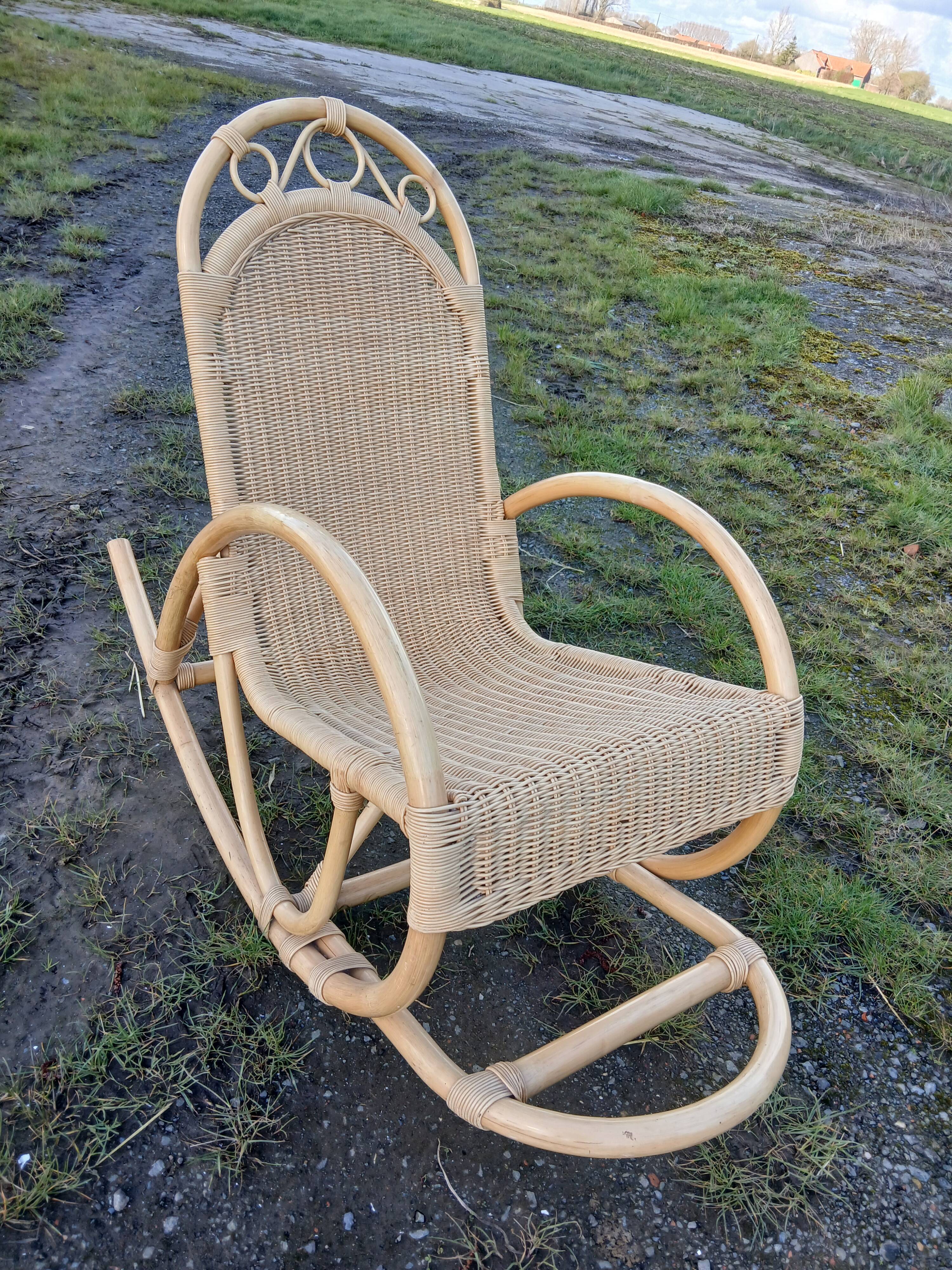 Rocking chair