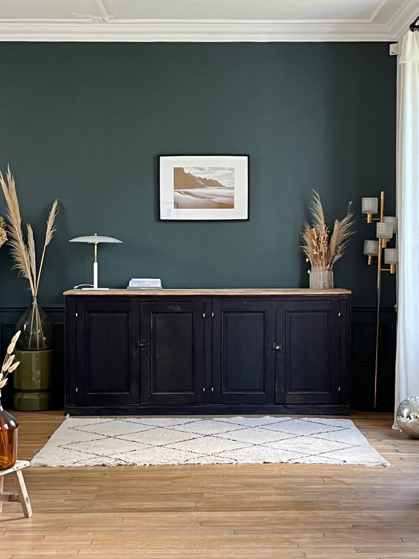 Buffet ancien noir