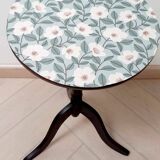 Vintage side table pedestal table
