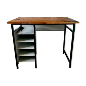 Bureau moderniste