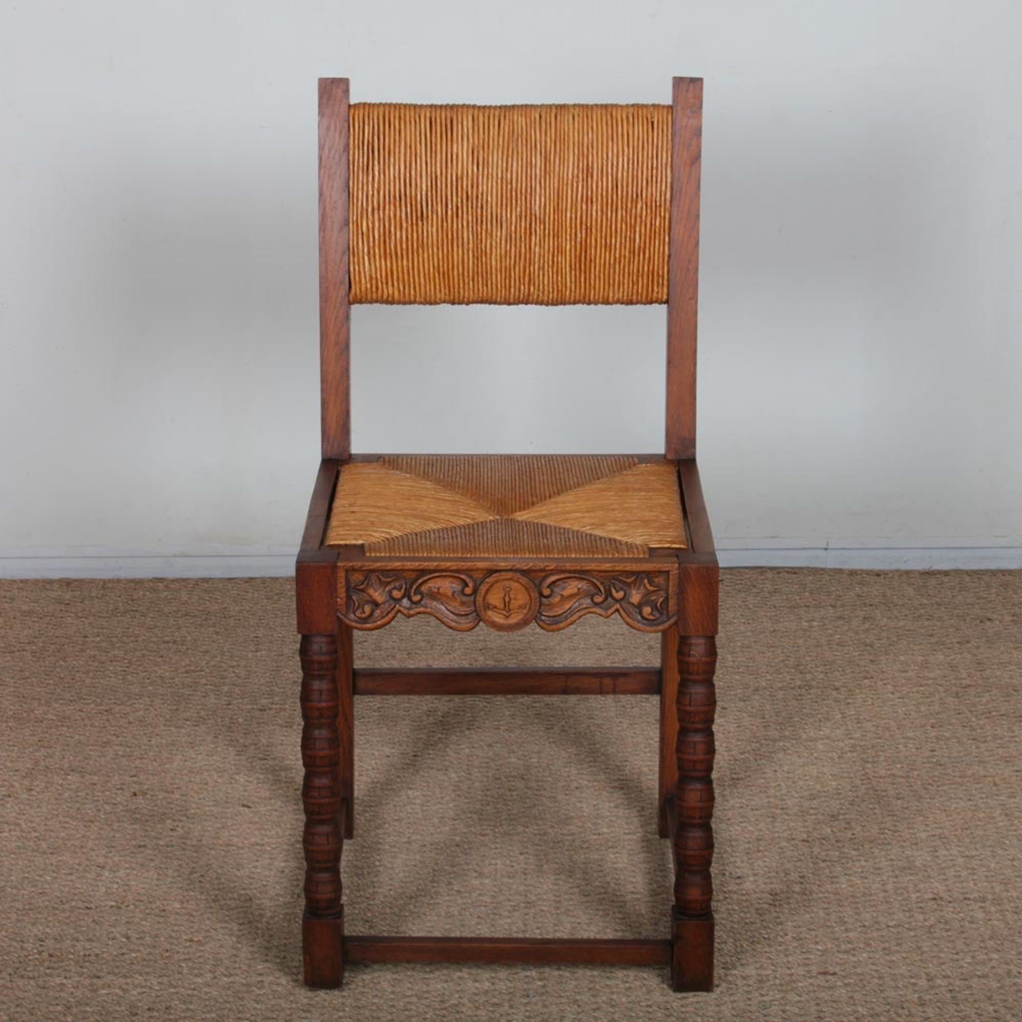 Set of 6 straw-seated solid wood chairs, French craftsmanship, 1950.