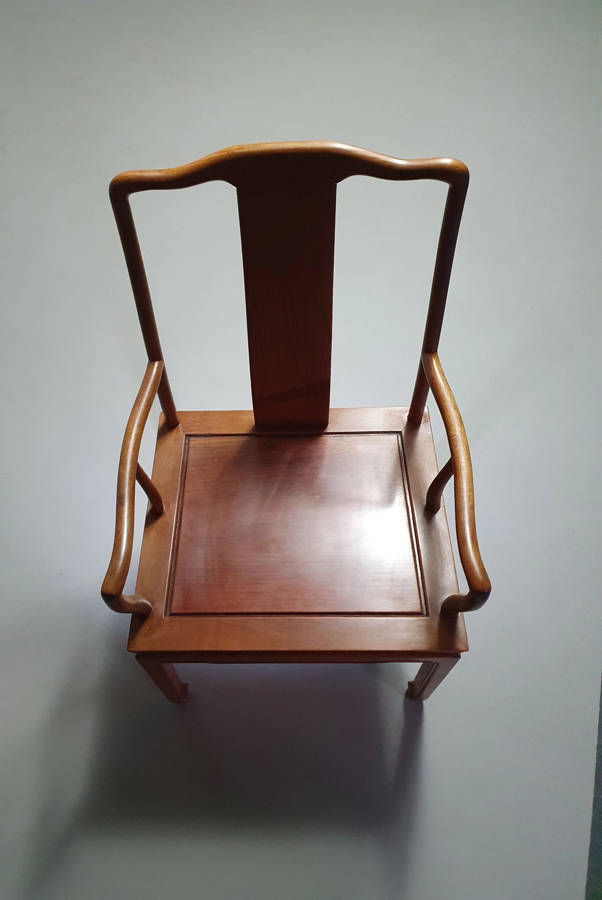 Vintage Chinese Ming rosewood chair