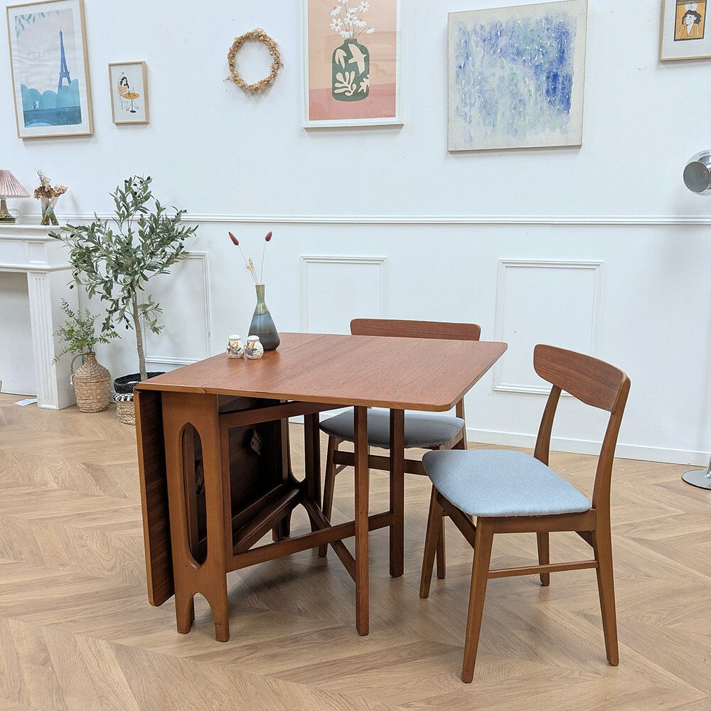 Scandinavian modular table in teak | Bendt Winge