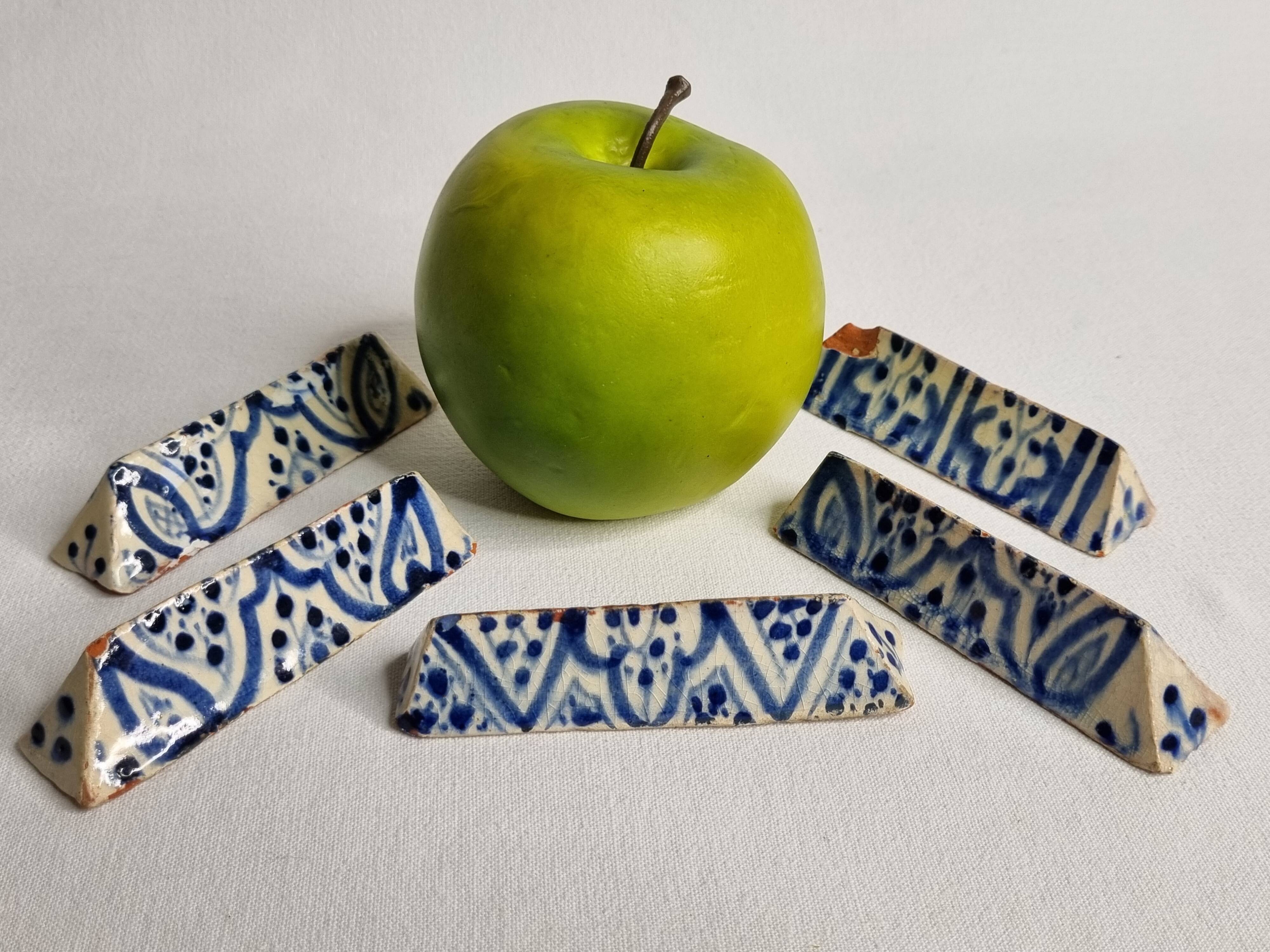 Set of 5 old enameled ceramic knife holders, Moroccan craftsmanship, 9.5 cm