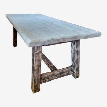 Table de ferme brutaliste en pin