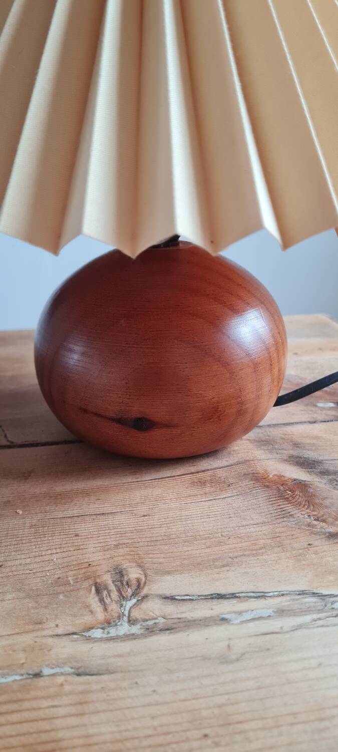 Walnut wood ball lamp
