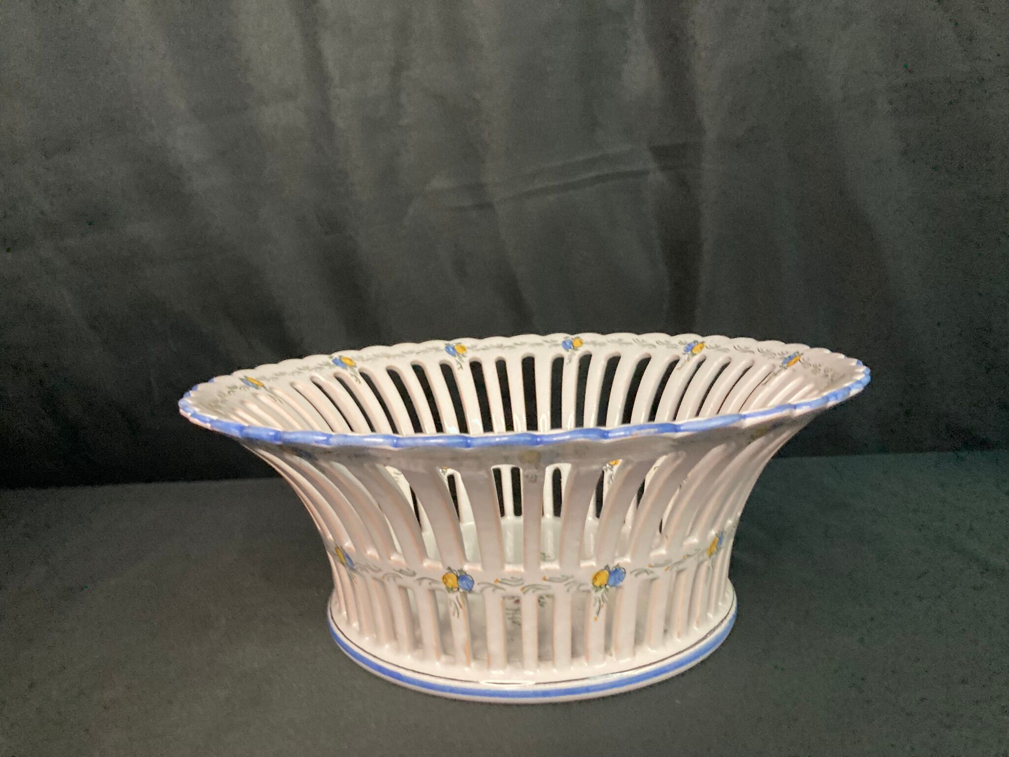 Malicorne openwork basket in earthenware decorated XXth