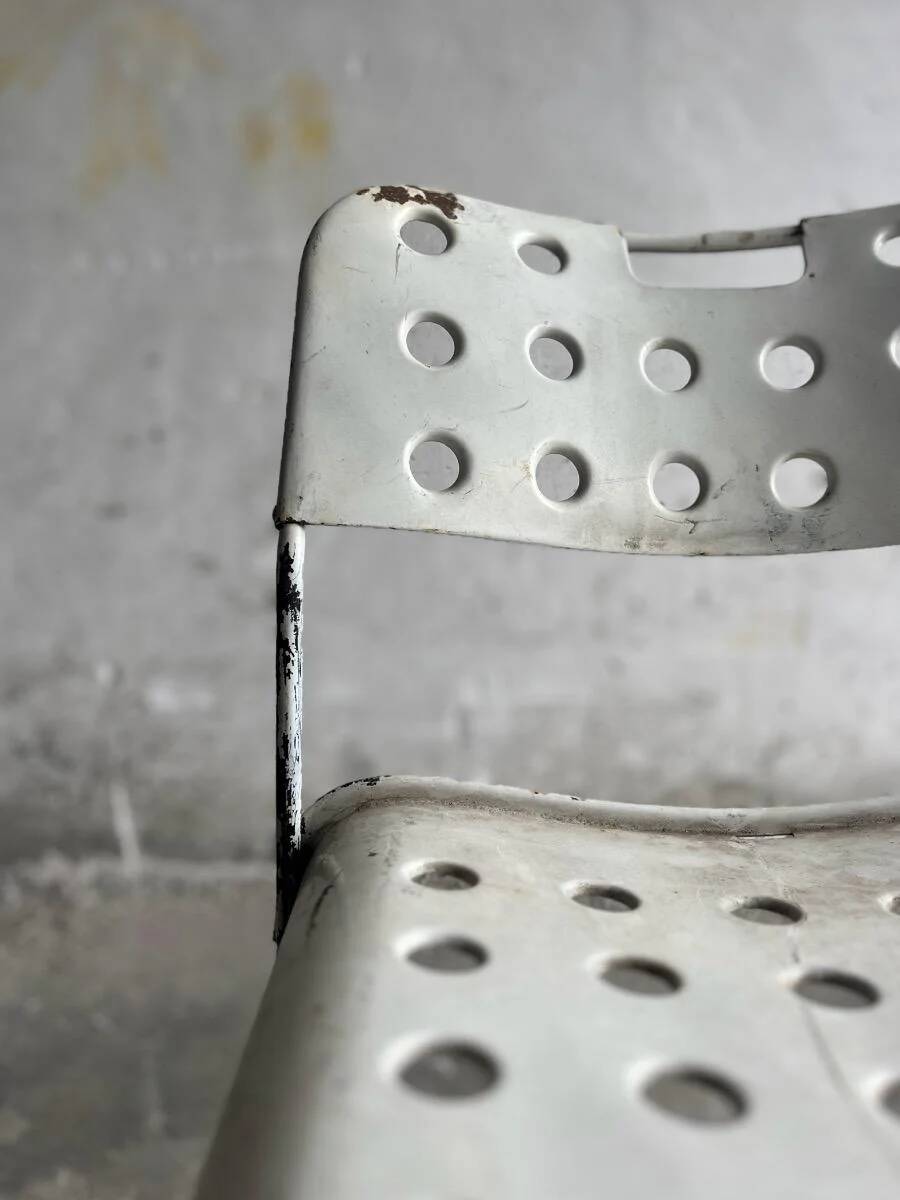 White Lacquered Steel Omstak Chair by Rodney Kinsman for Bieffeplast (1971) Industrial Sled Base