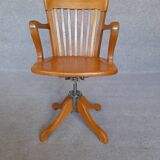 Swivel office chair from around 1940