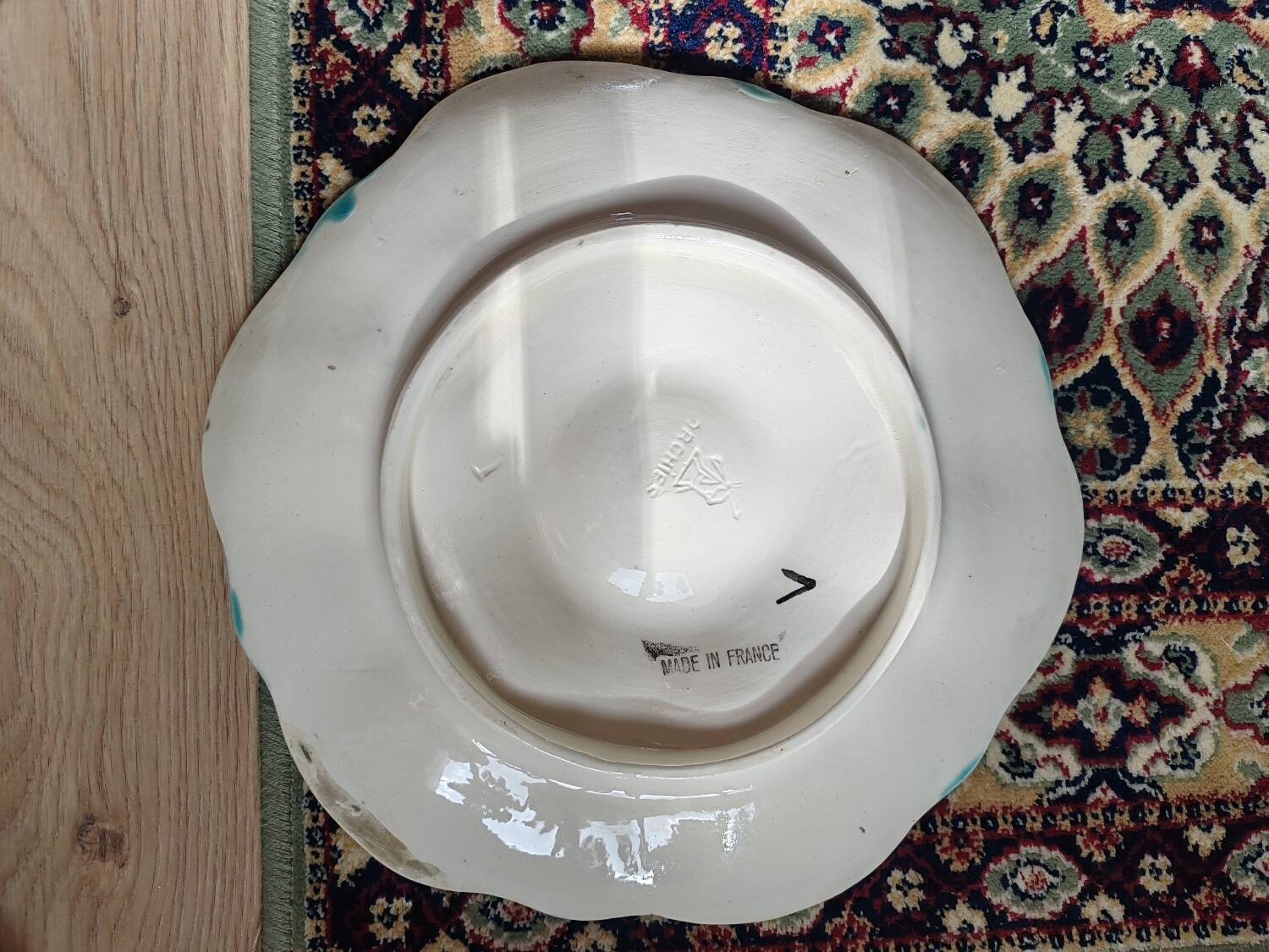 Moulins des loups oyster plate