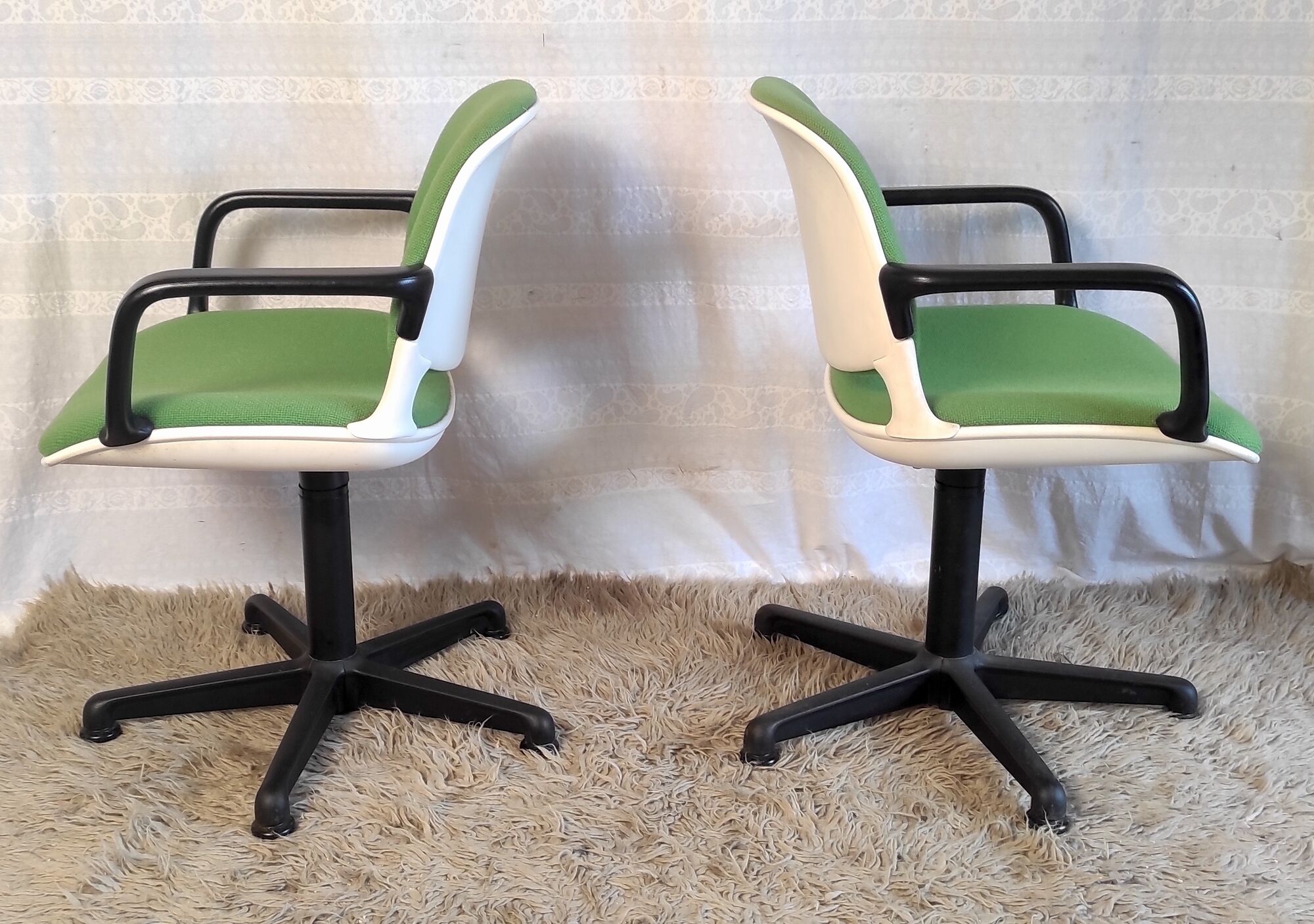 Office armchairs by Conforto for International Furniture 70s/80s