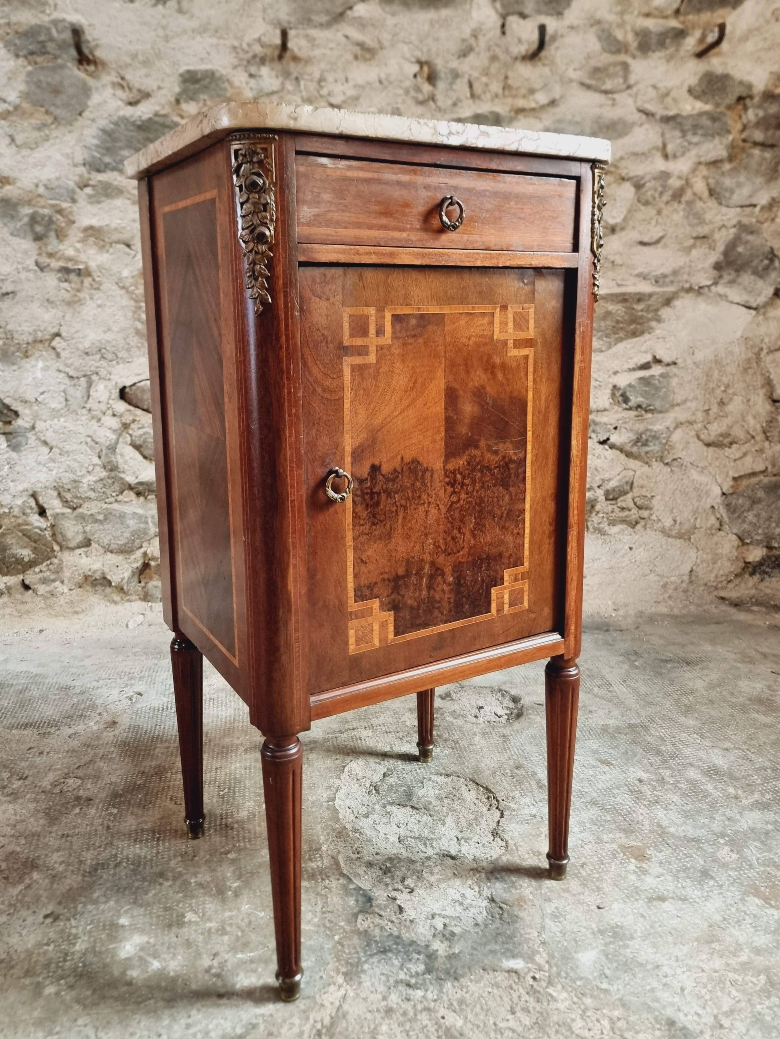 Petit meuble d'appoint de style Empire – Vers 1900