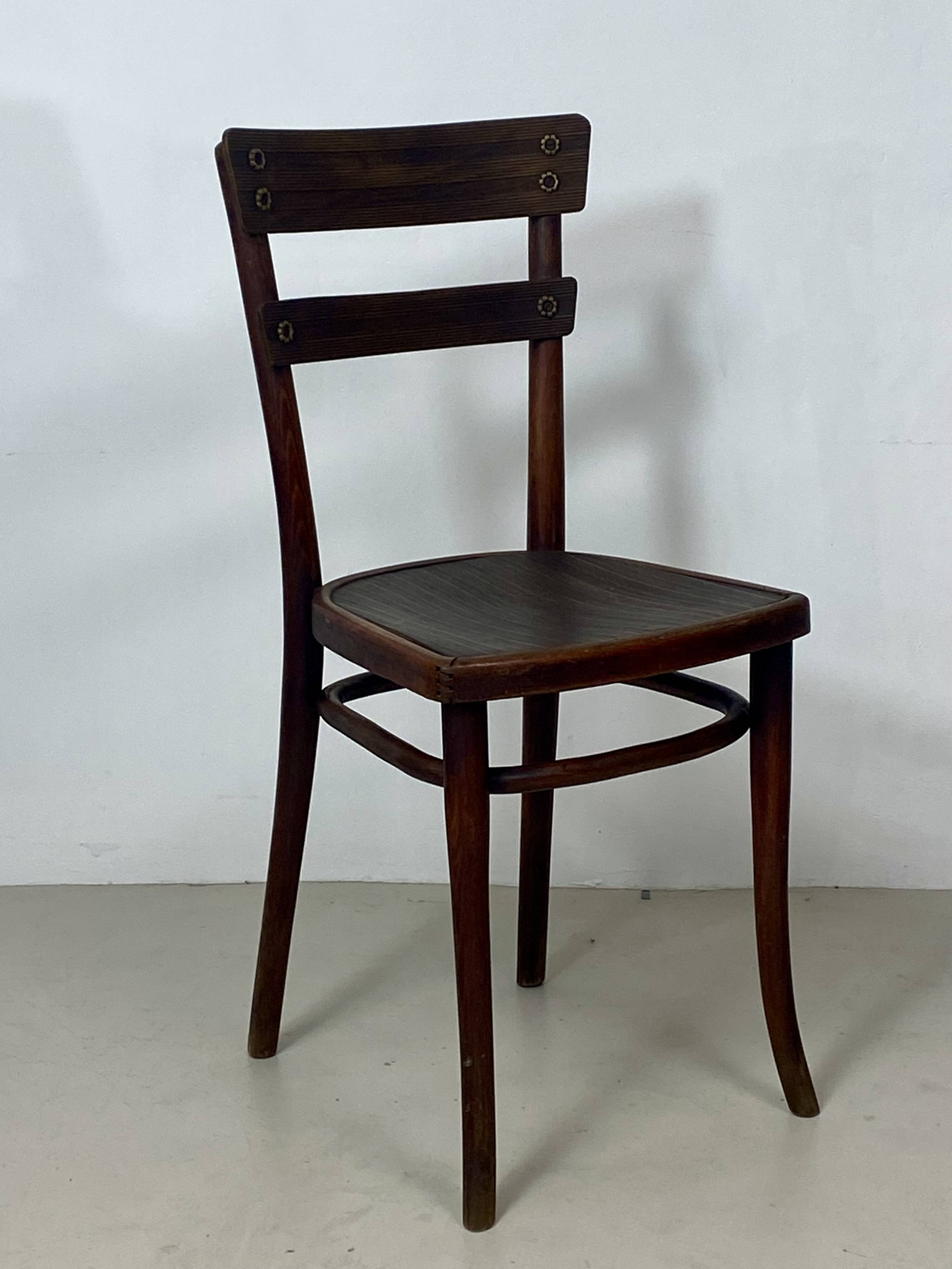 Set of 4 Thonet beech chairs – Model no. 651