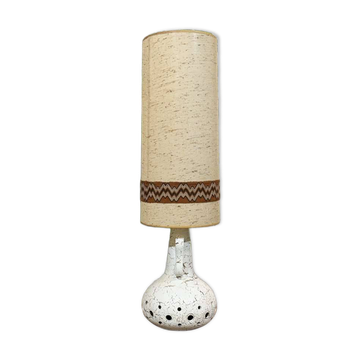 1970s lamp in white ceramic with its period shade.