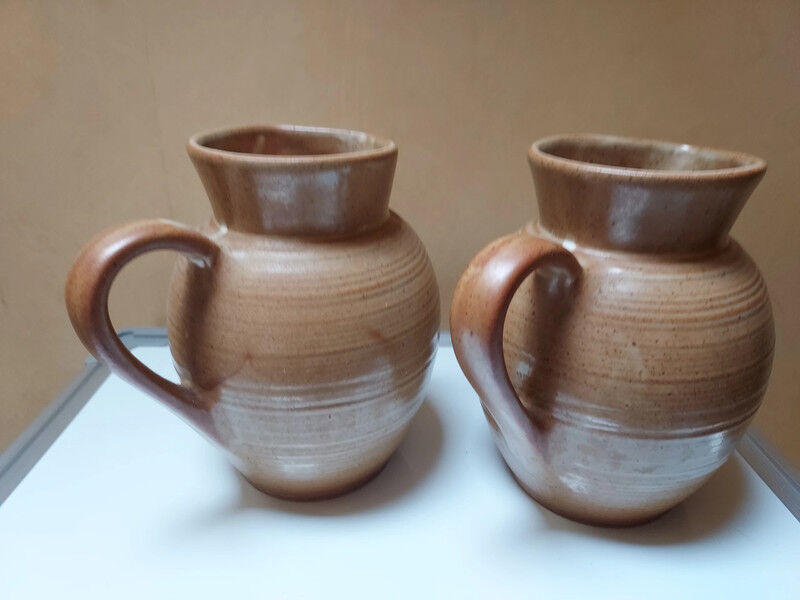 Set of 2 sandstone pitchers CnP Village France