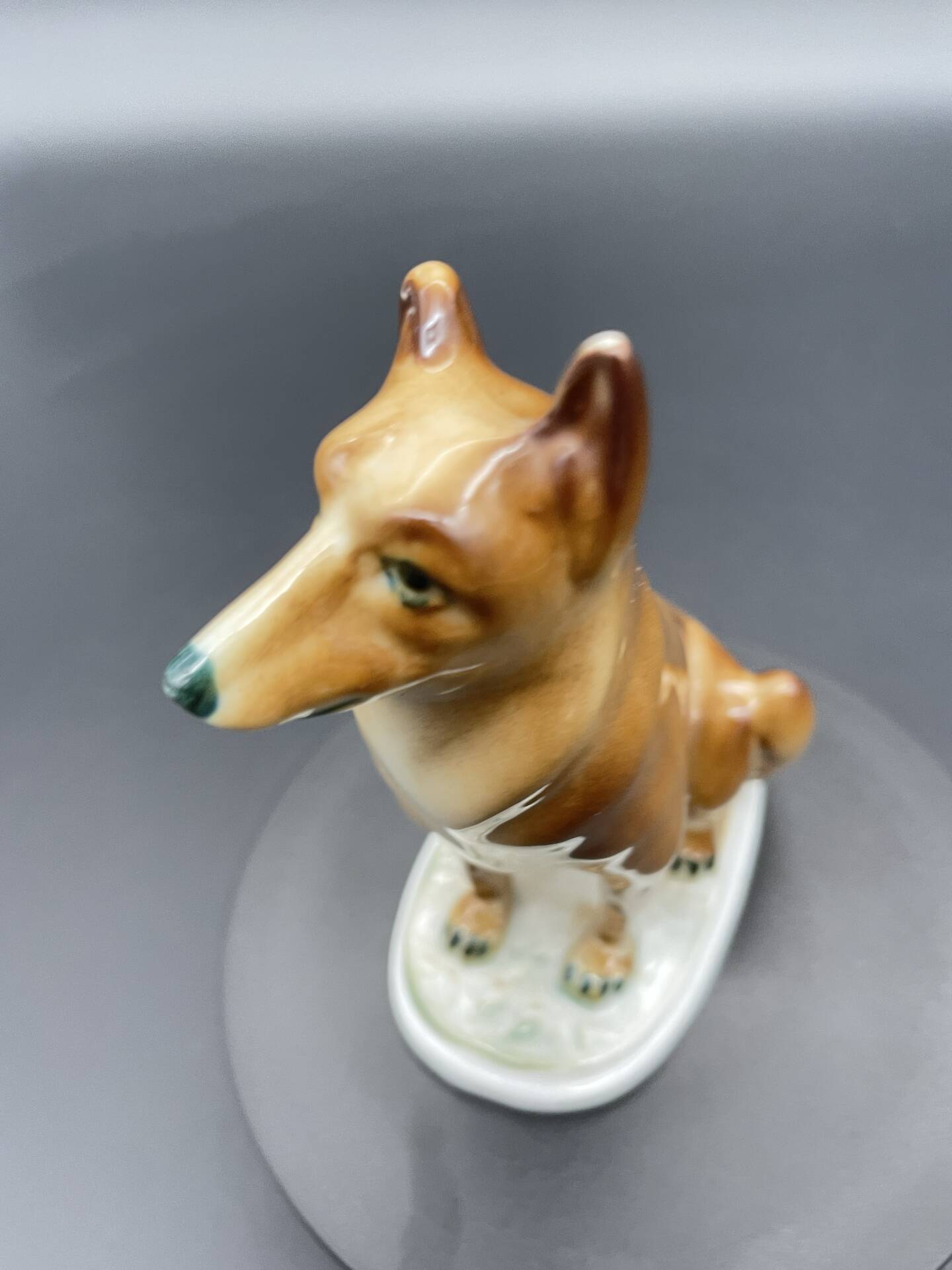 Vintage sitting dog in porcelain Zsolnay Pécs – Hungary, 1960s
