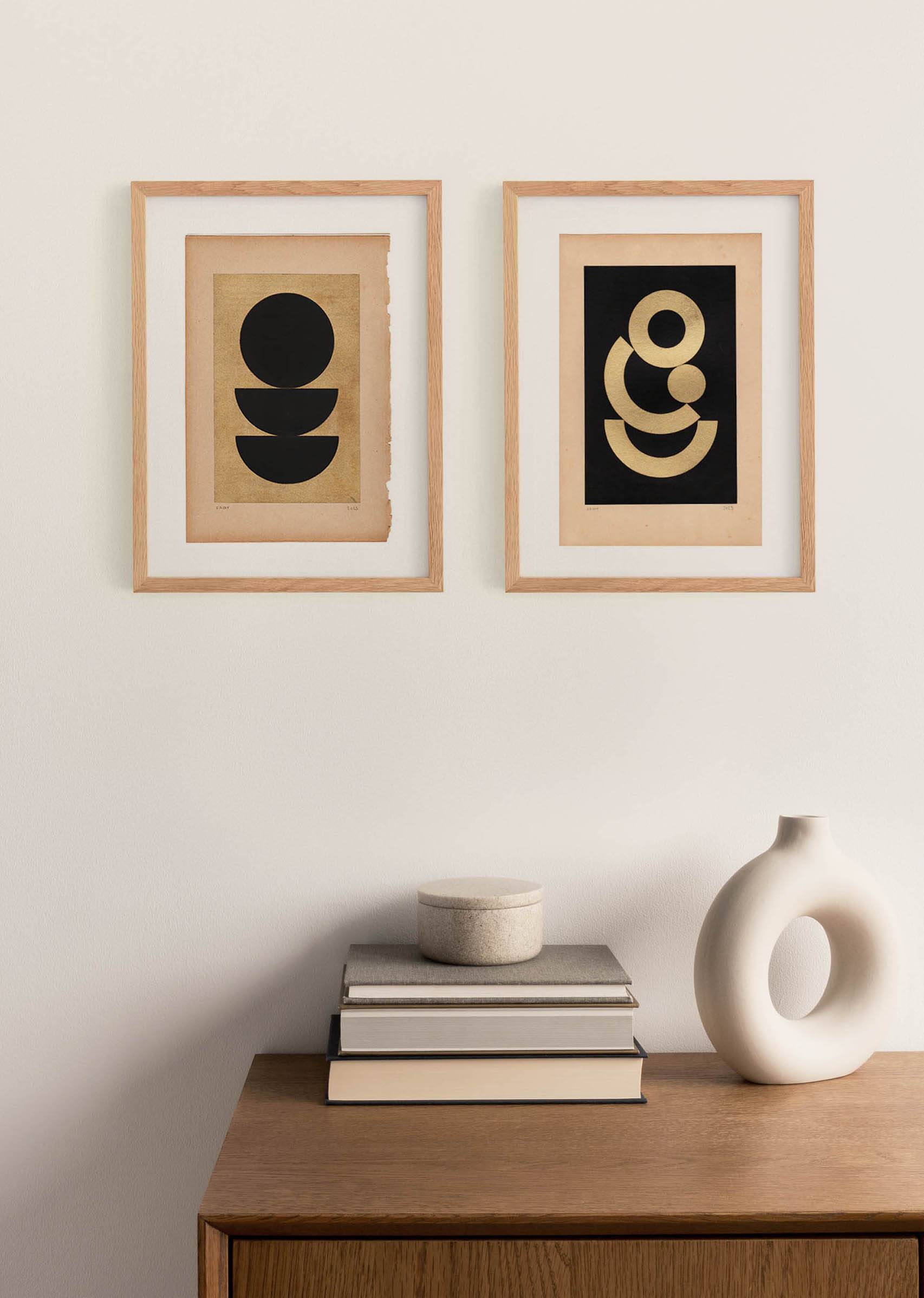Duo de Collages sur papier noir et doré signée Eawy