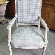 LOUIS XVI STYLE WHITE ARMCHAIR FROM THE 19TH CENTURY REF JE