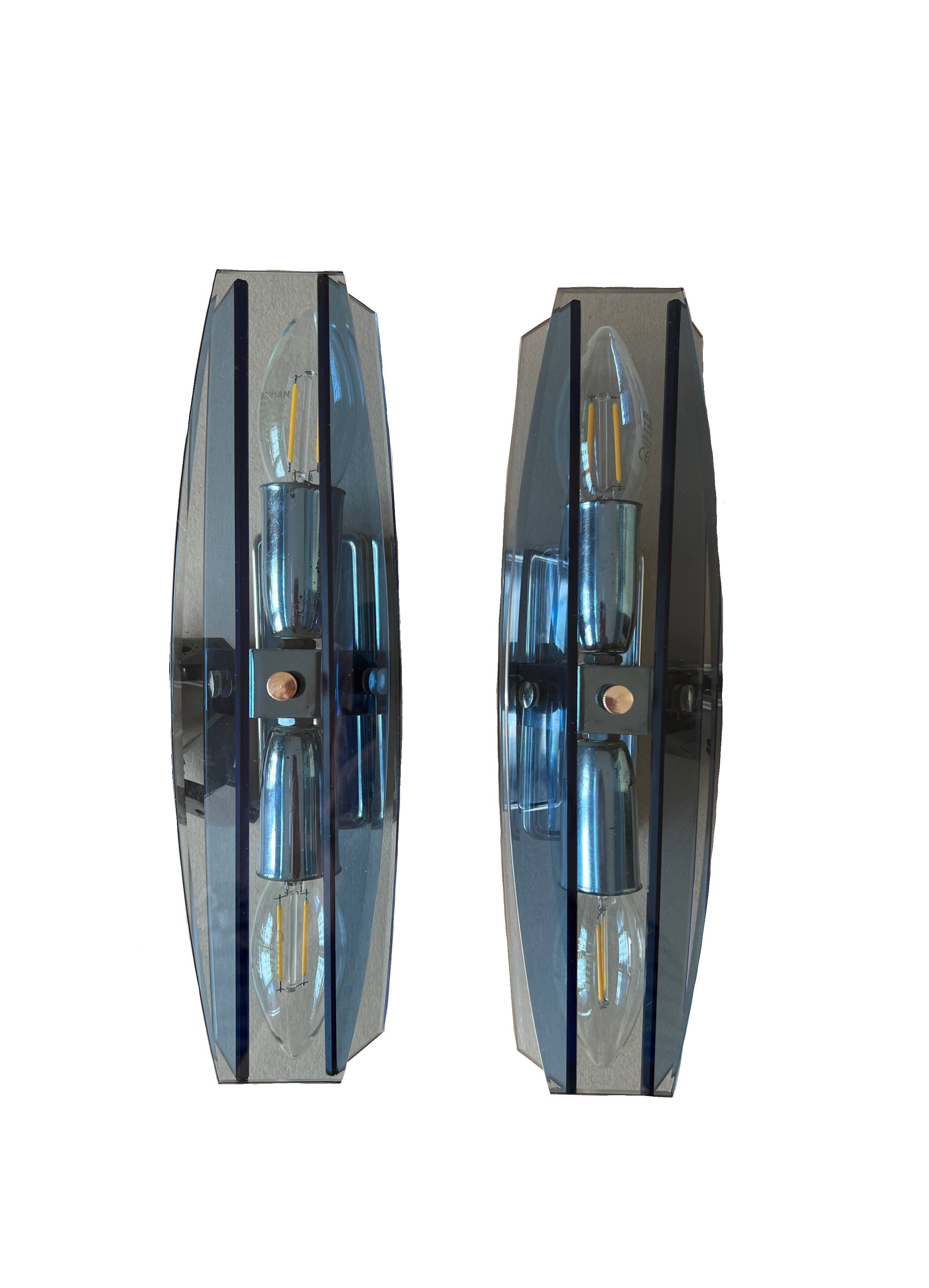 Pair of wall lights attributed to Veca for Fontana Arte, 70s