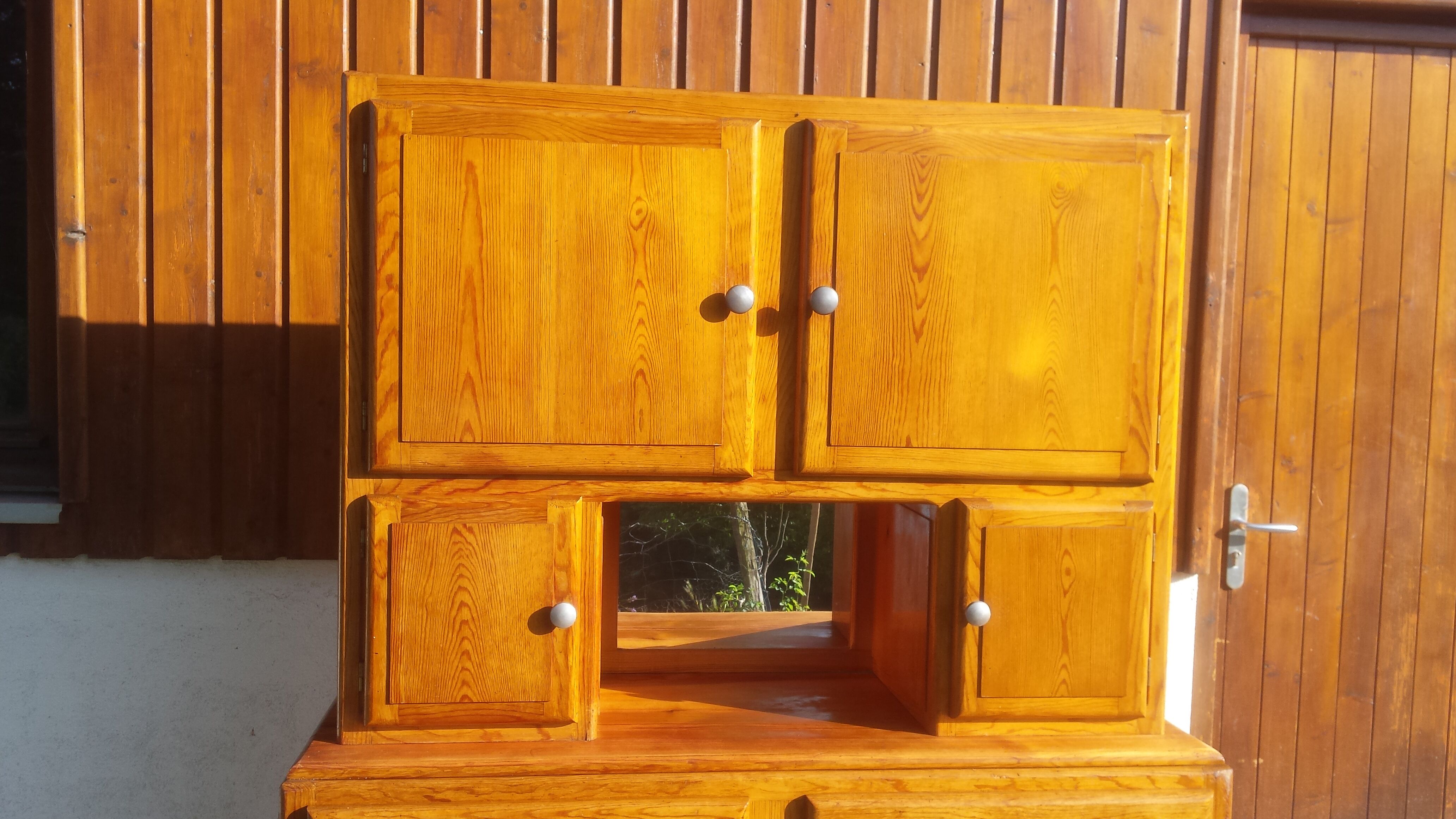 Mado sideboard in solid wood, wooden top