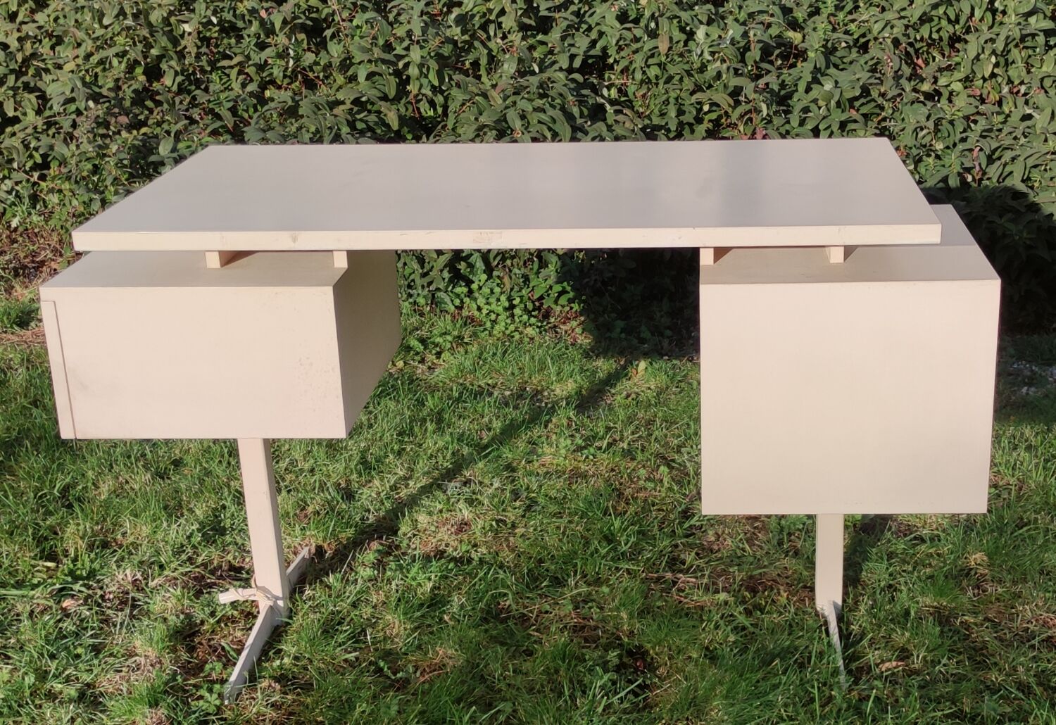 Design desk from the 1960s