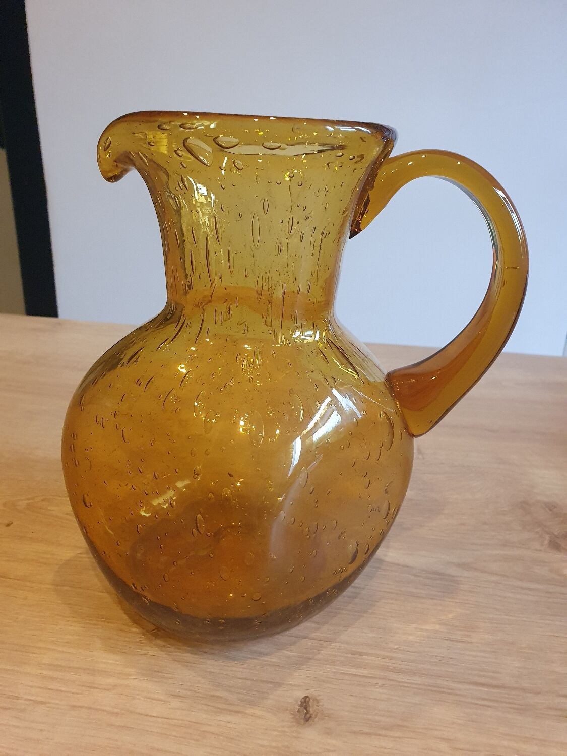 La Rochere bubbled glass carafe