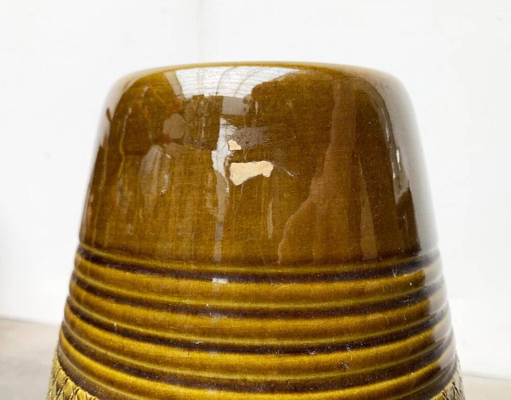 Footed vase in West German pottery, mid-century WGP by Bay Keramik, 1960s.