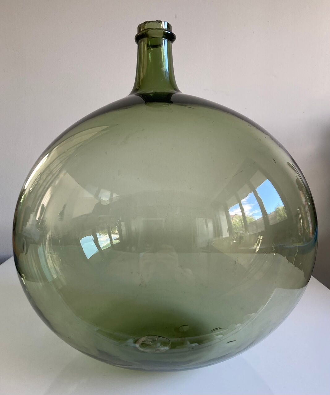 Dame-jeanne cylindrical old approx 15l in blown glass