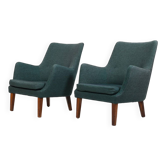 Rare Pair of AV-53 Easychairs by Arne Vodder 1953