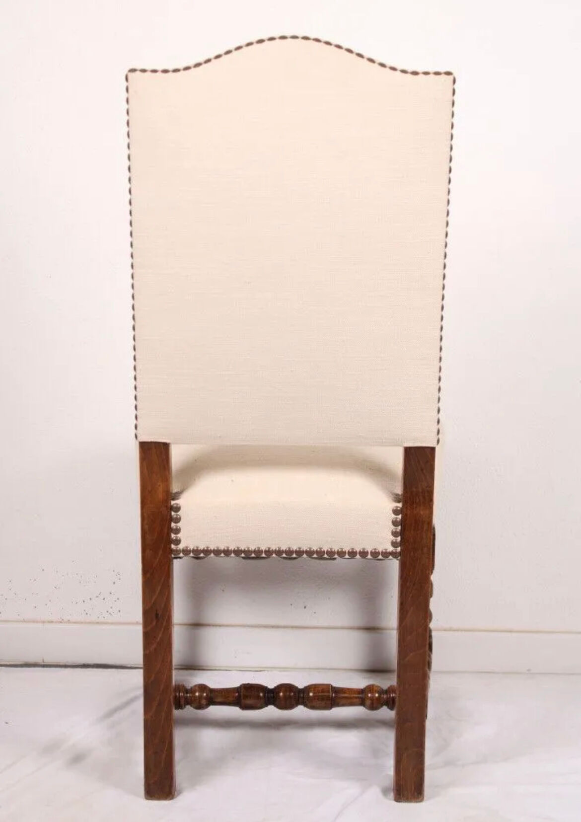 Suite of 6 restored Louis XIII style chairs