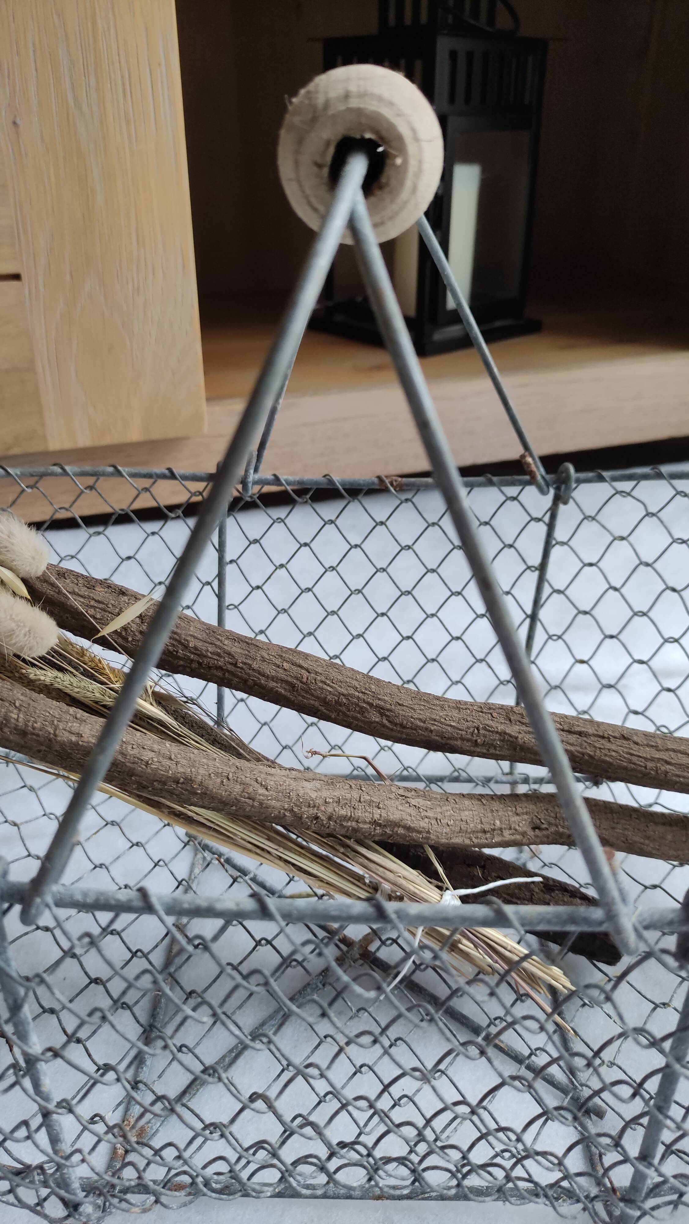 Panier vintage en métal et bois
