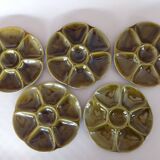 10 oyster plates in Gien slip