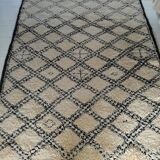 Carpet 335 x 185 cm