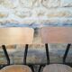 Chaises d'écoliers vintage