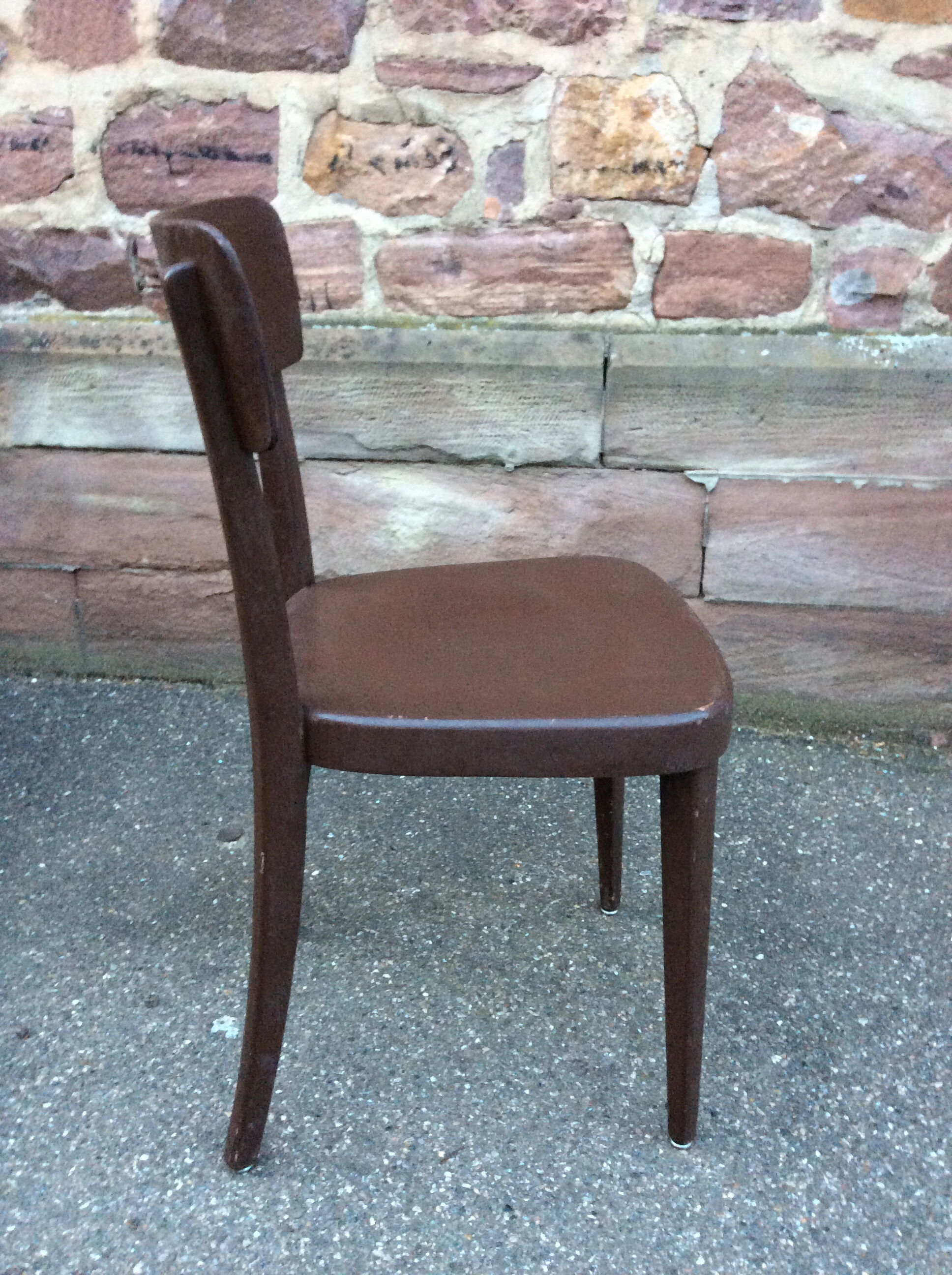 Lot de 44 chaises bistrot Tütsch