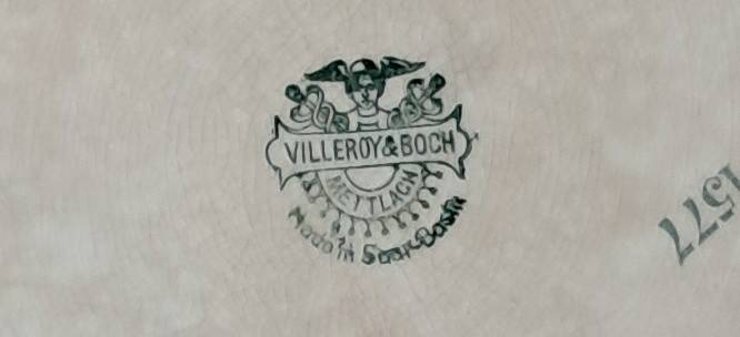Two Villeroy & Boch porcelain dishes in the Floralia model.