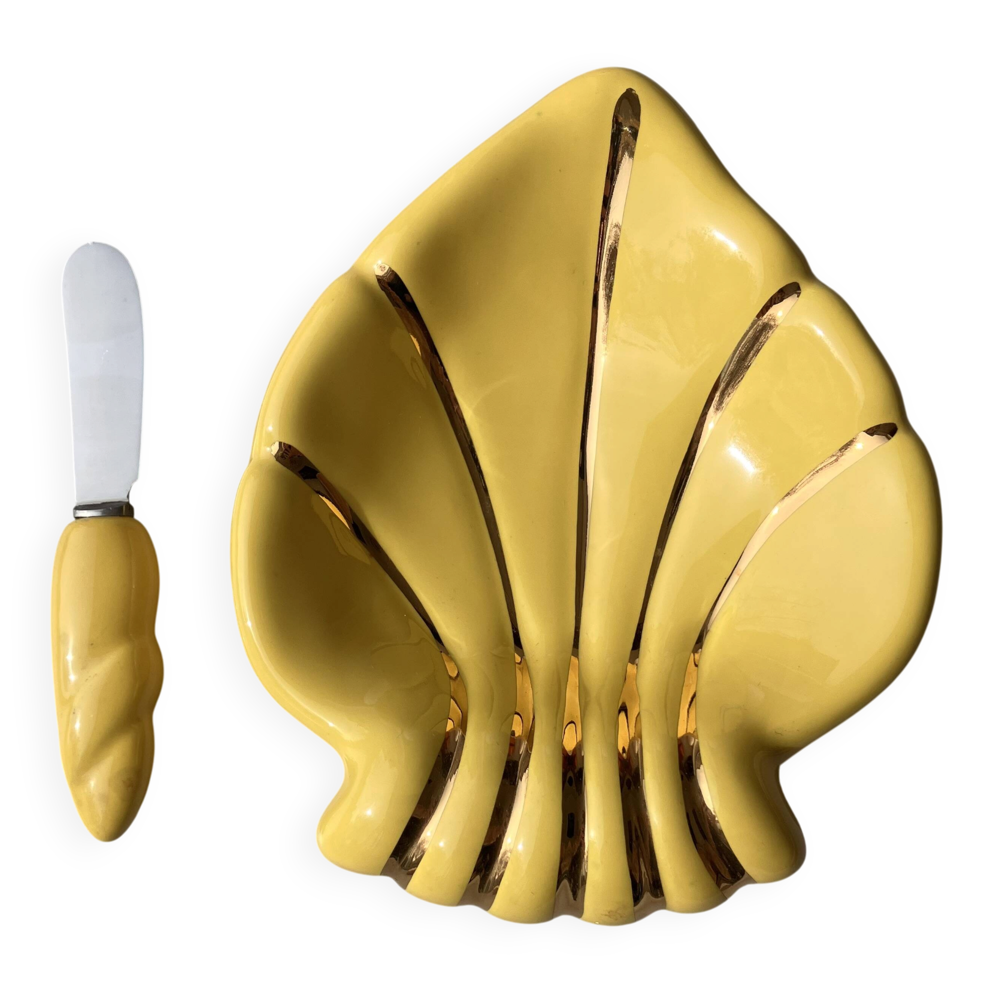 Art Deco butter dish with yellow and gold knife in ceramic