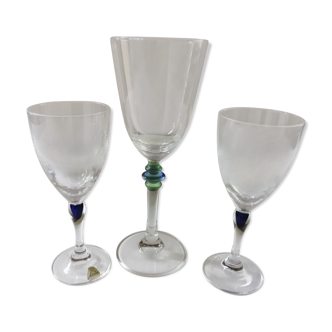 Assortiment de trois verres à pied en cristal d'Arques